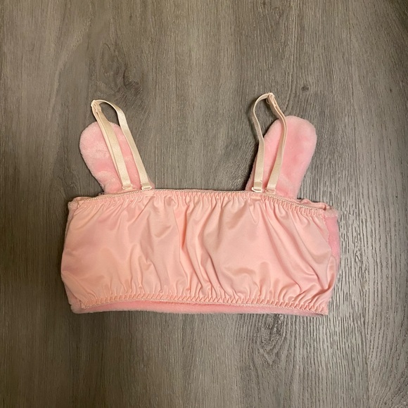 My Melody bra top fits Medium/Large has elastic bought in Japan - Picture 2 of 2